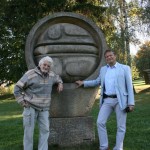 421363_193950427406547_1390858176_n